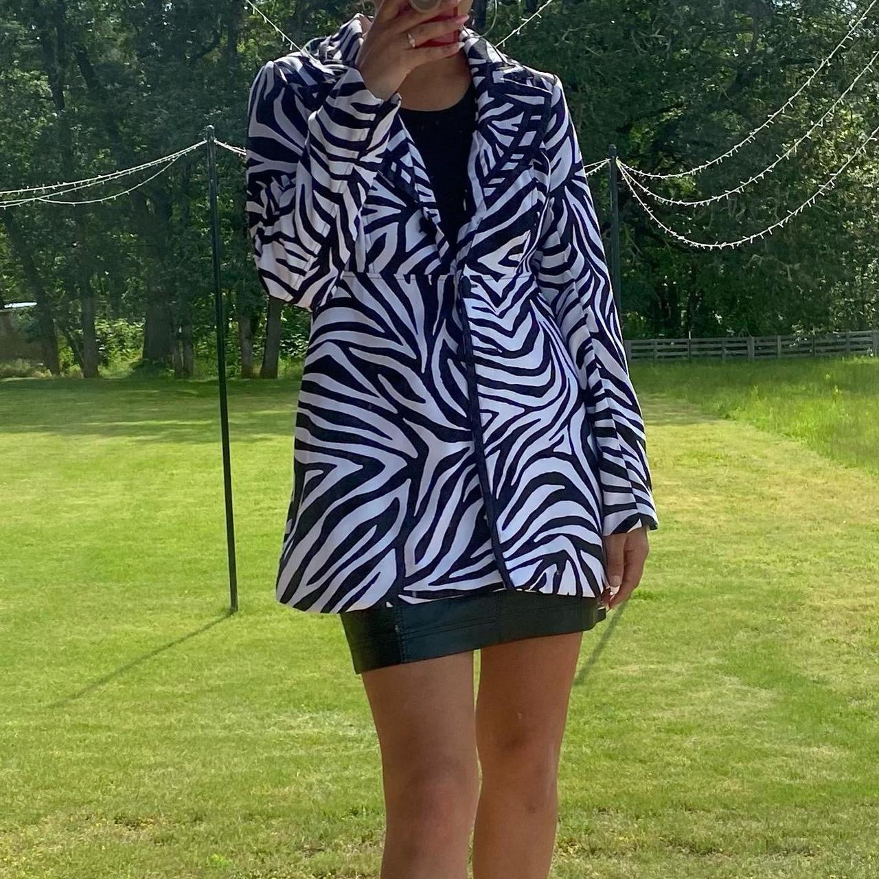 Zebra Trench